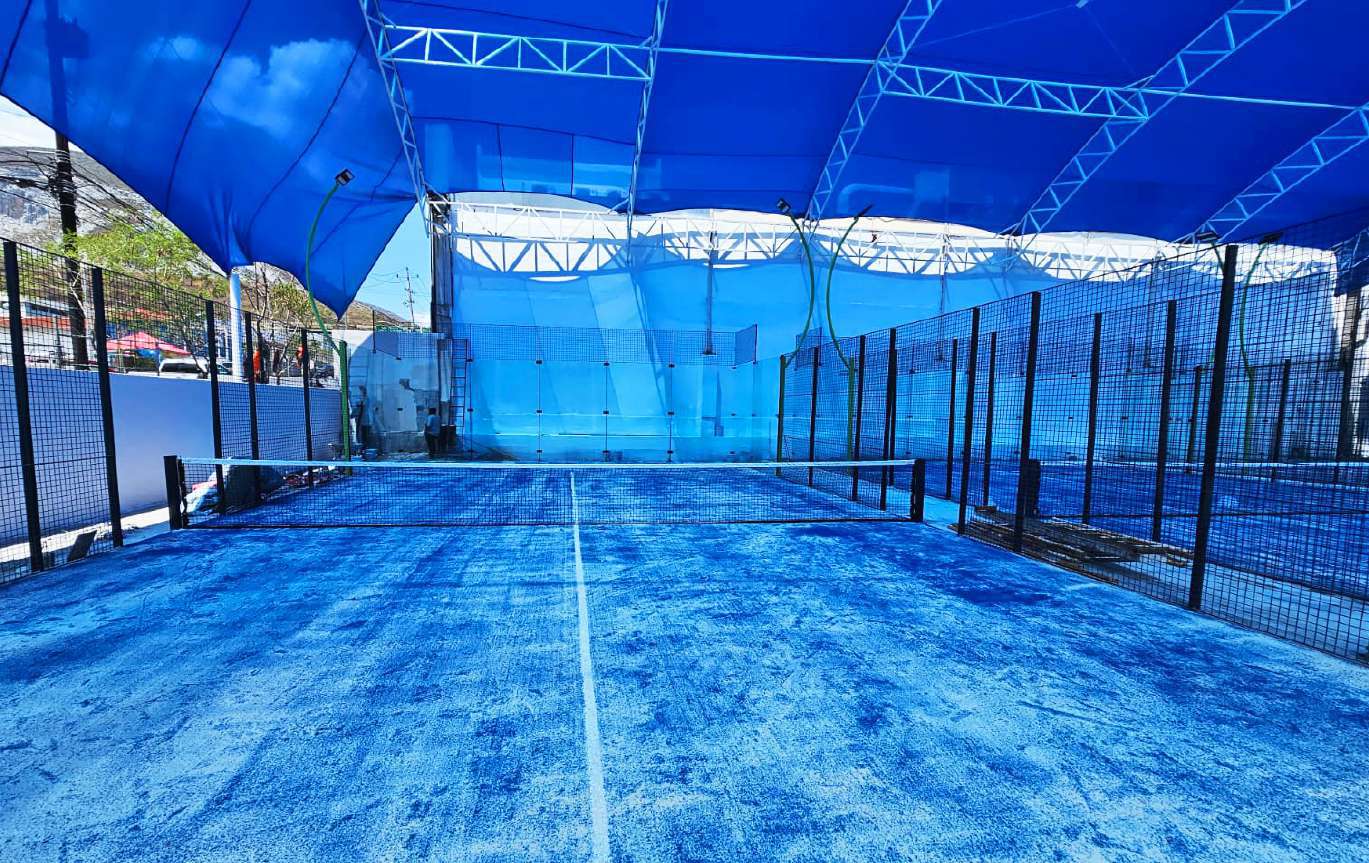 República Padel Monterrey — cancha Padel Center instalada en NL